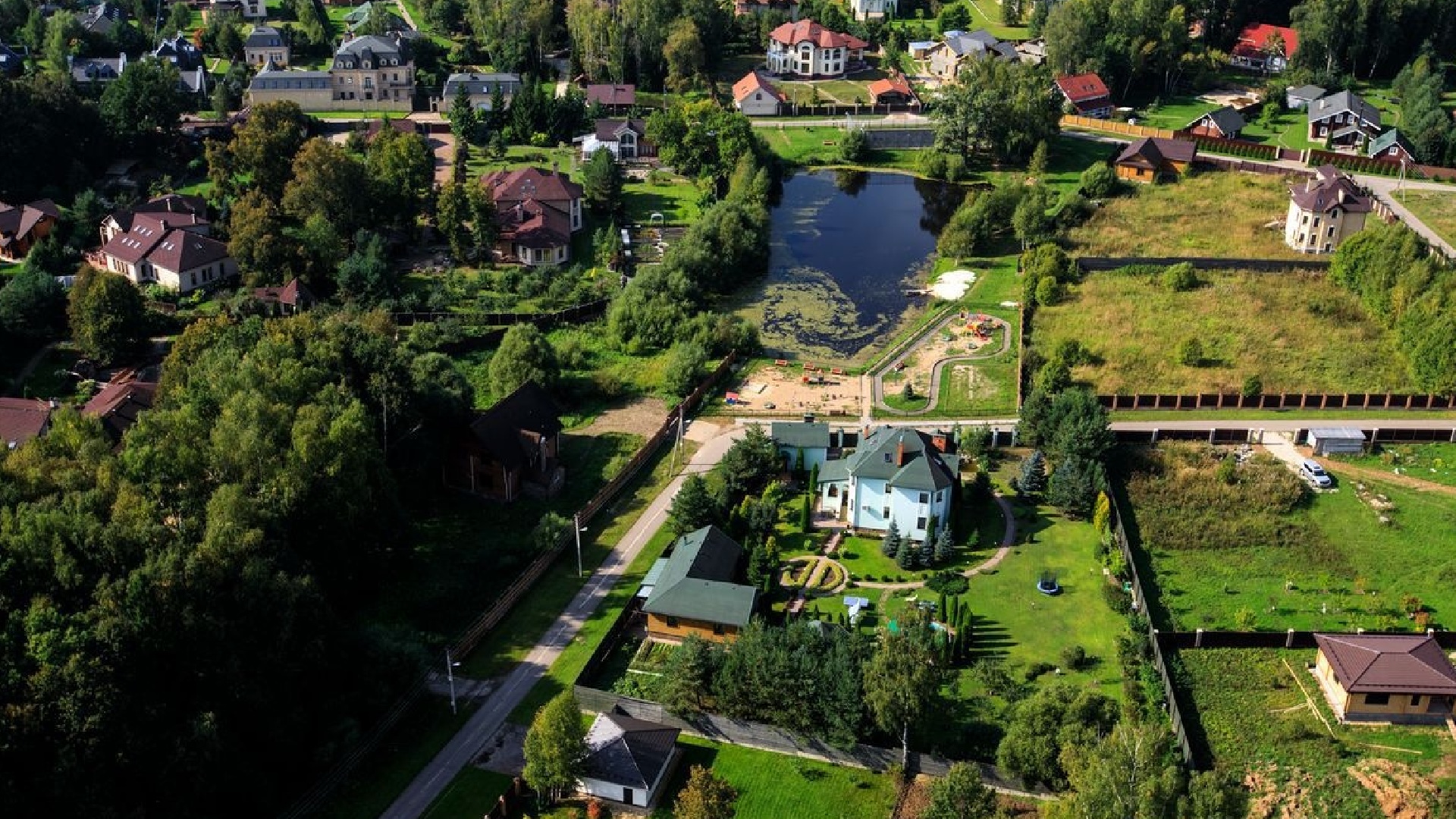 Лесное Озеро