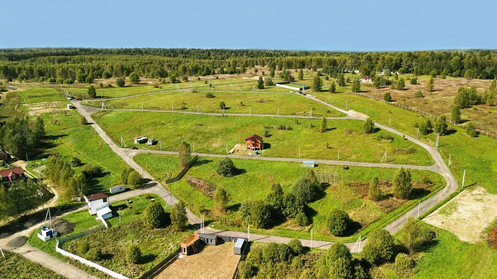 Вид сверху на поселок