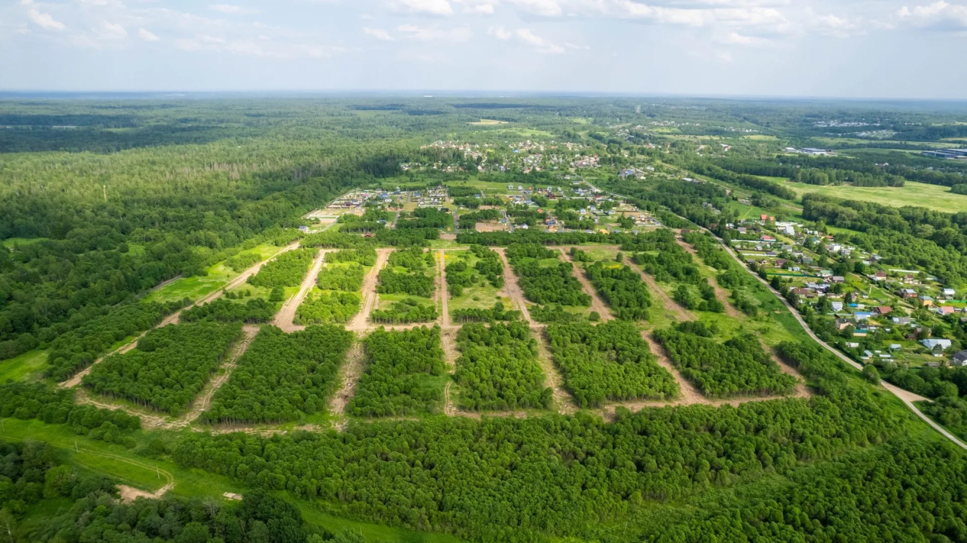 Вид сверху на поселок