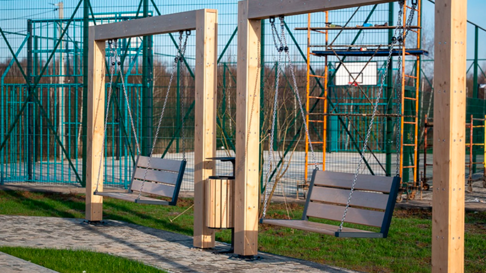 Спортивная площадка