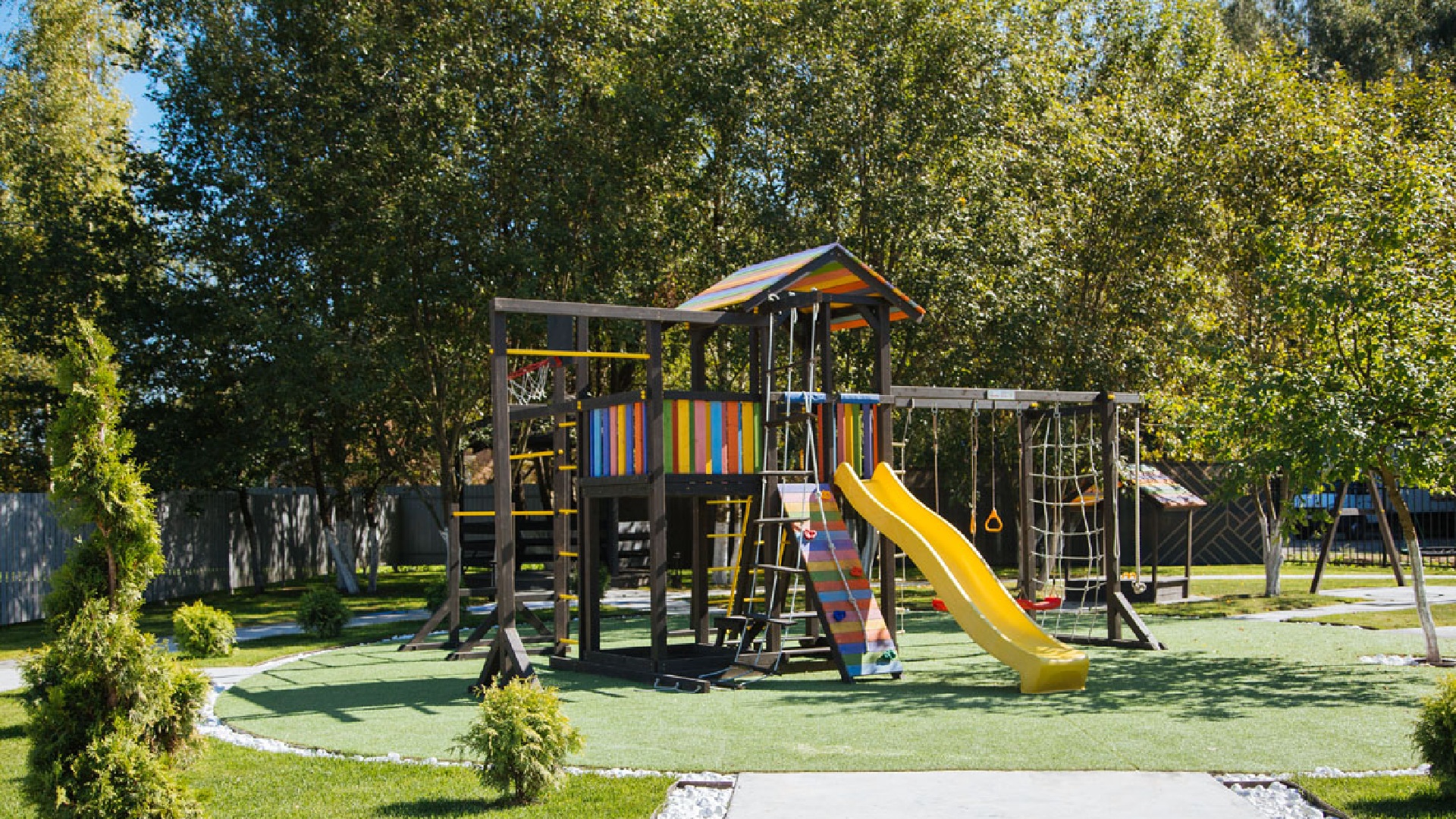 Детская площадка