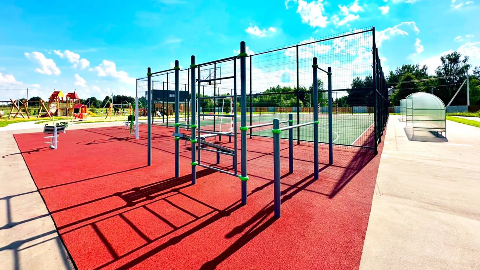 Спортивная площадка