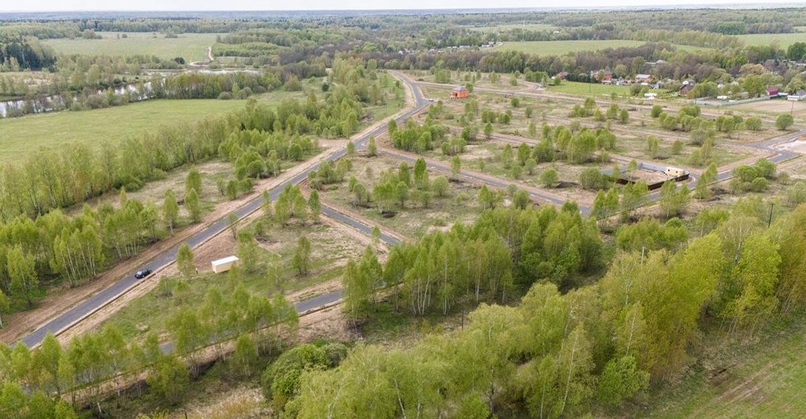 Дороги и участки на территории поселка
