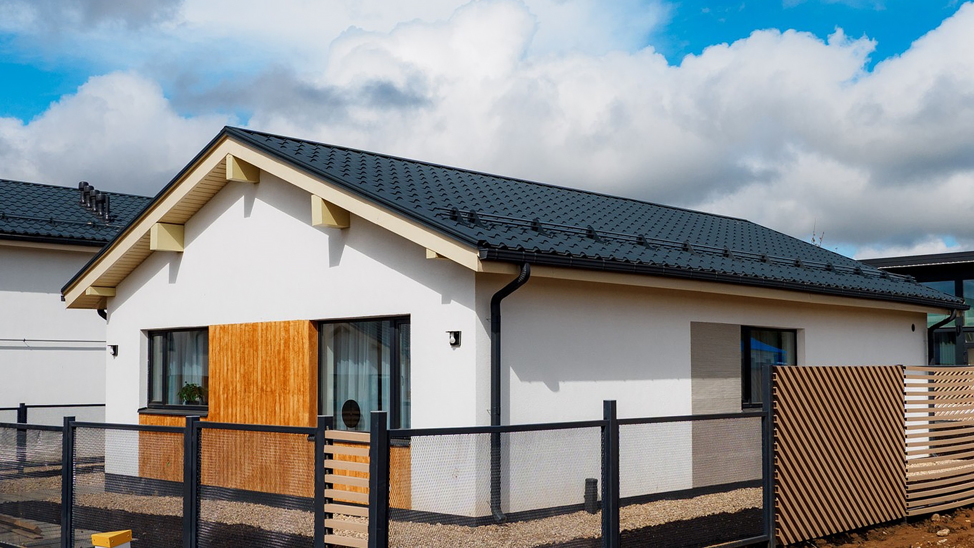 Дом с участком