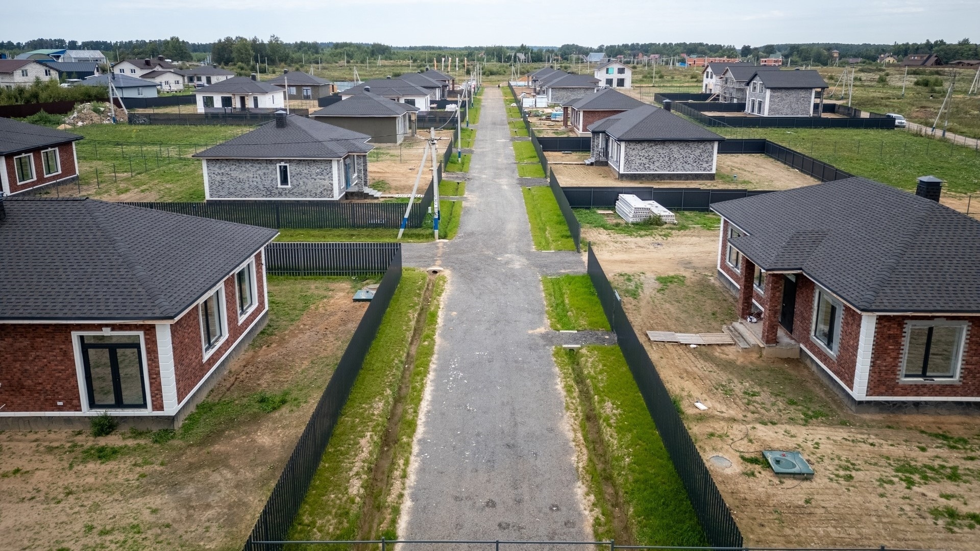 Пятница берег