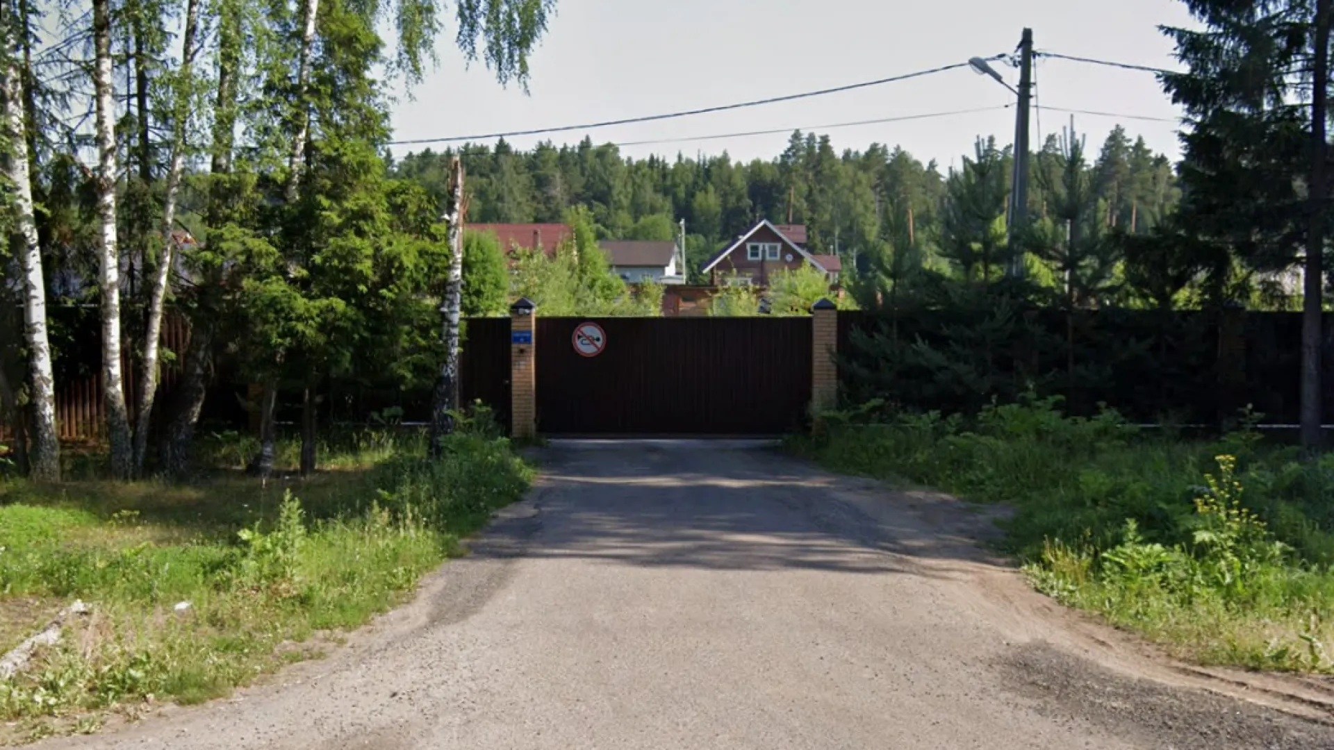 Въезд в поселок