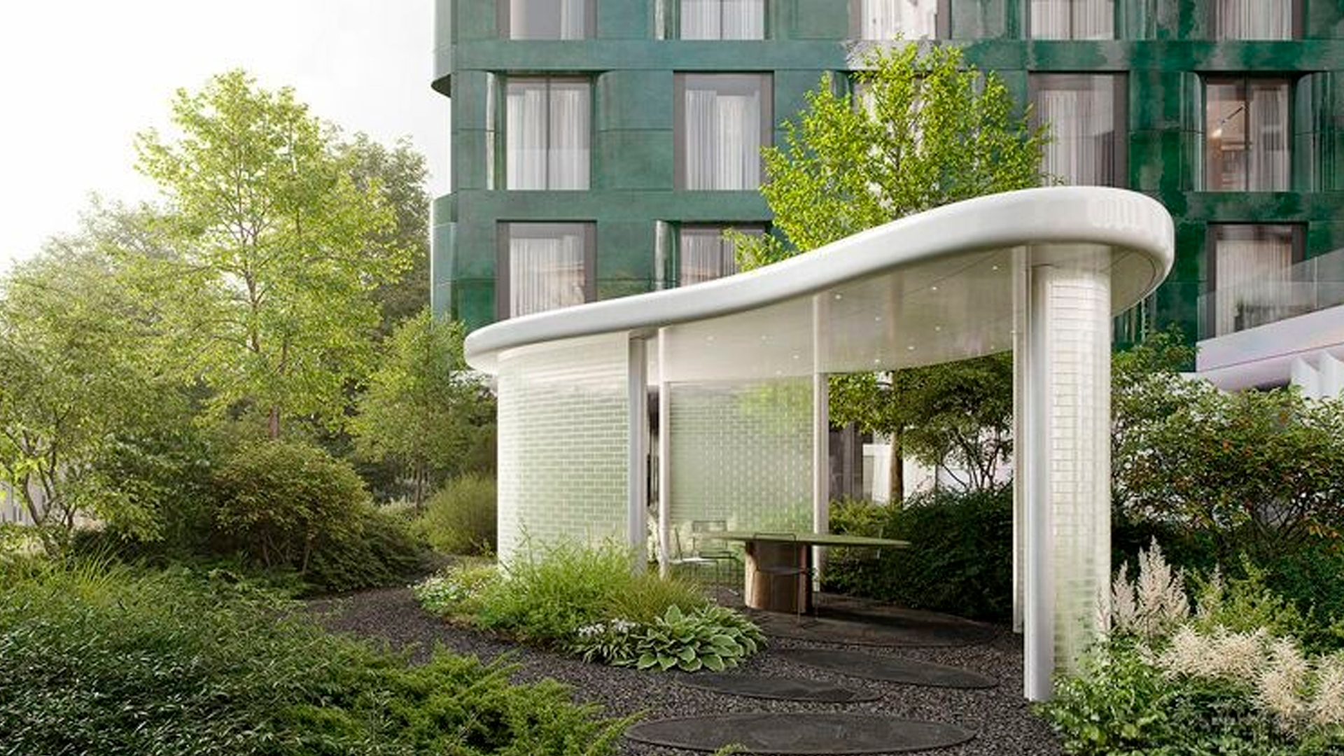 Благоустроенный двор