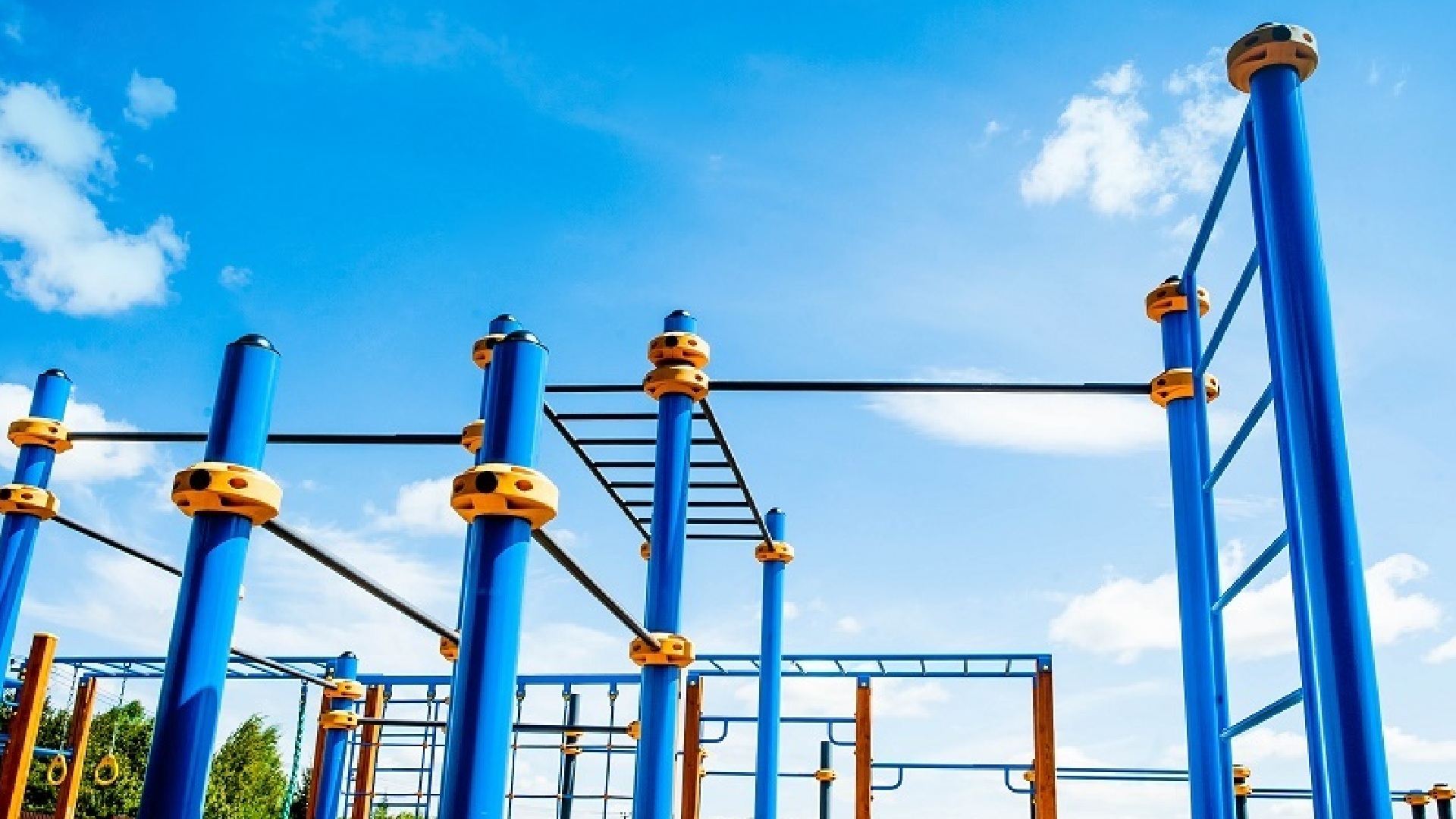 Спортивная площадка