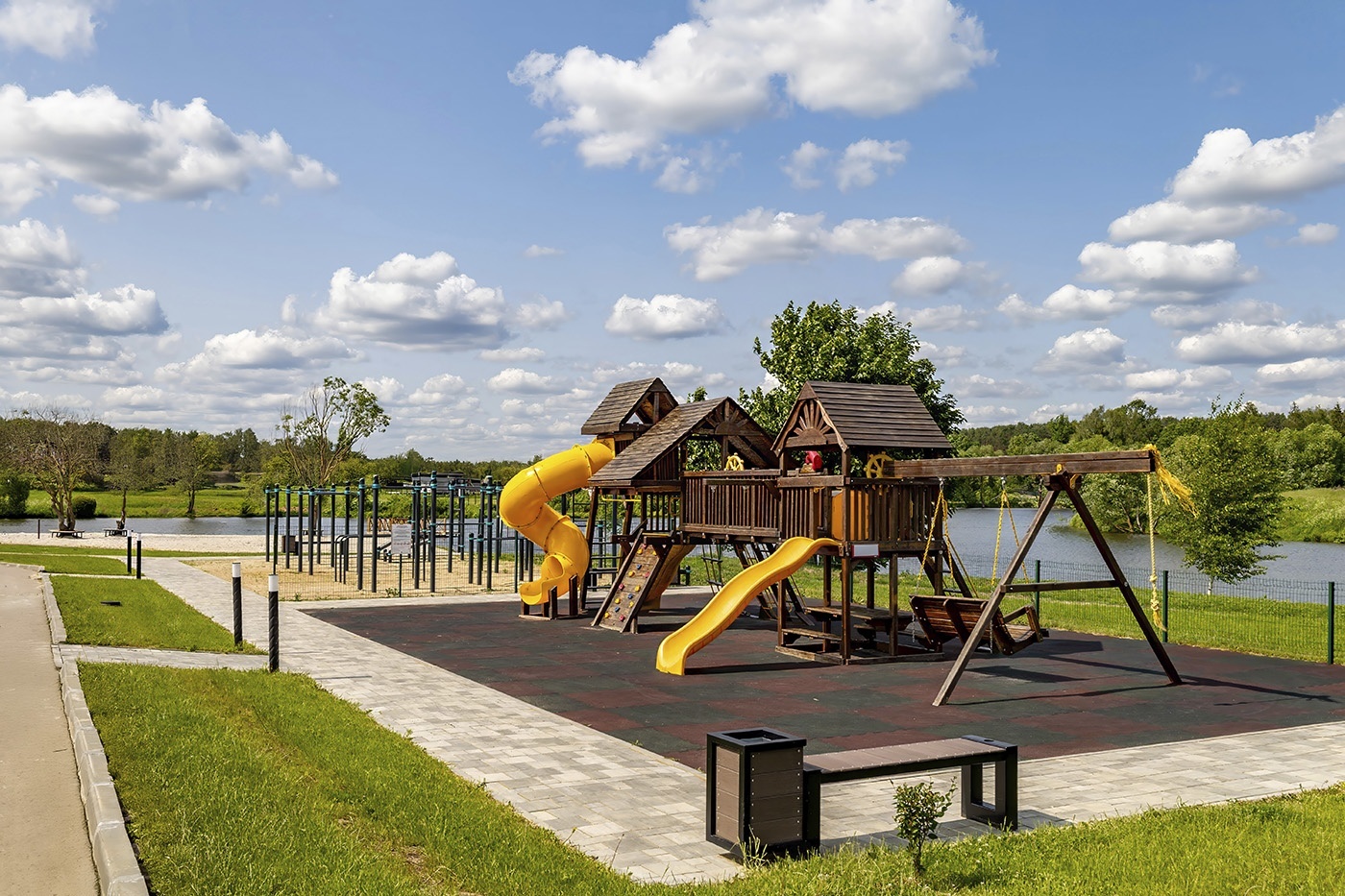 Детская площадка