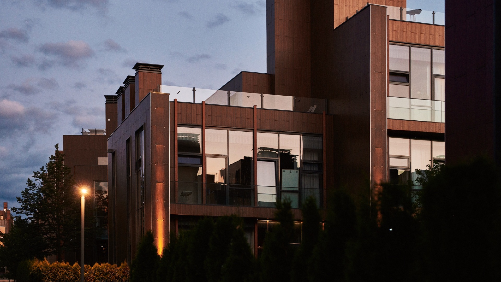 Таунхаусы на закате