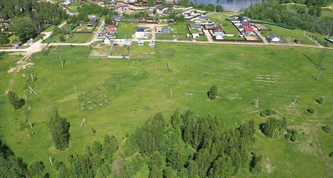 Линия электропередач в чистом поле