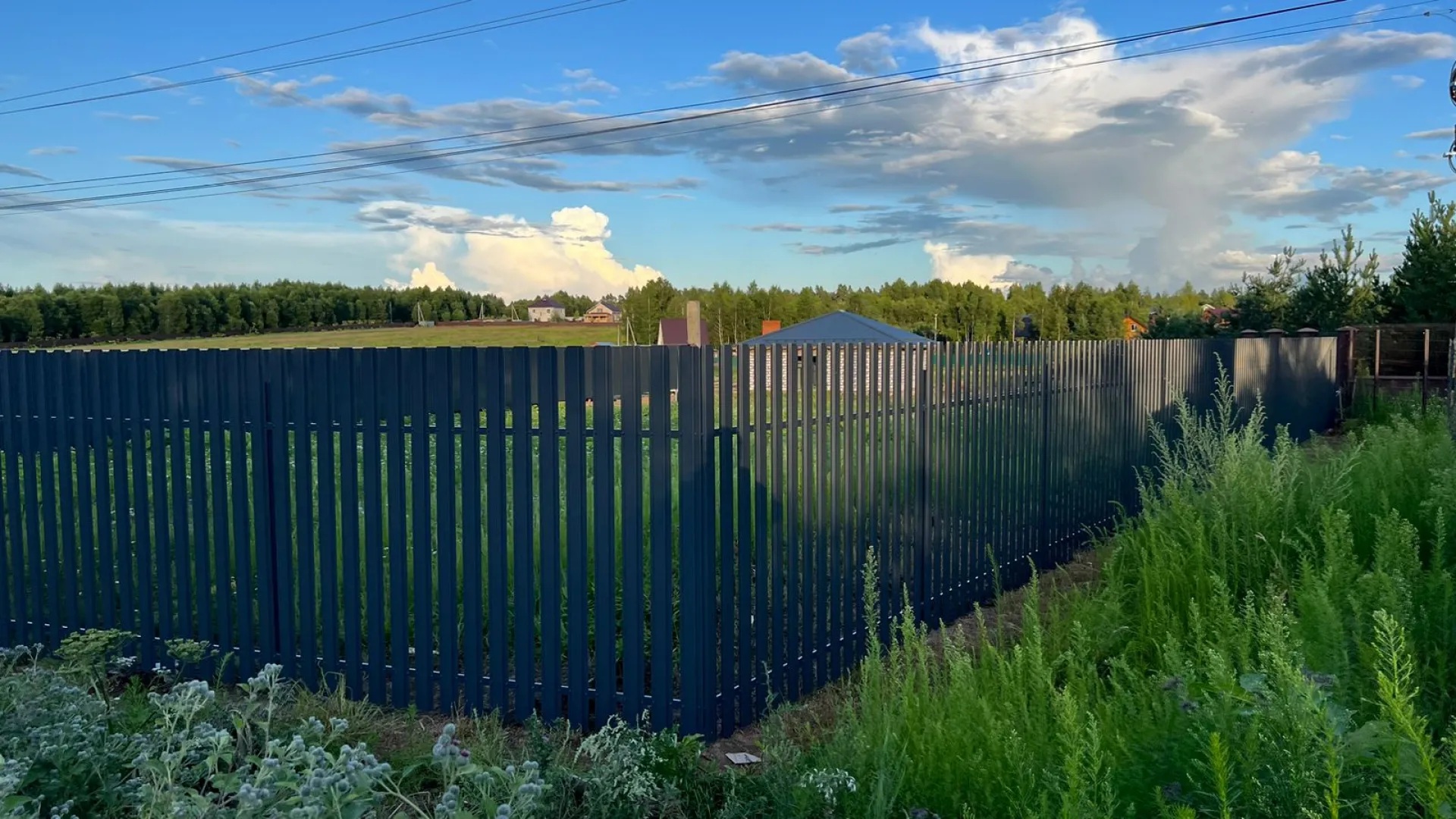 Поселочный забор