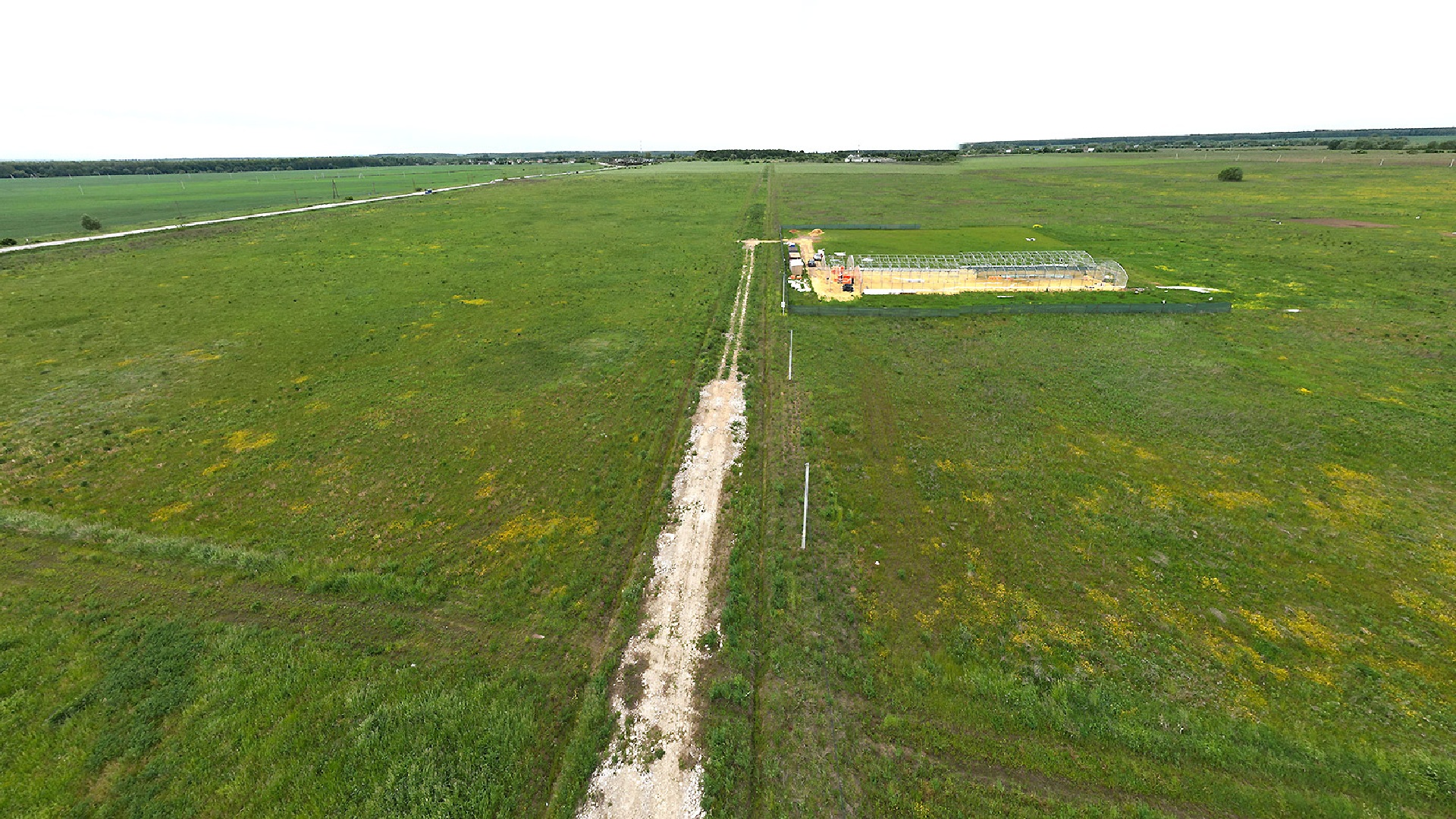 Первые резиденты в коттеджном поселке