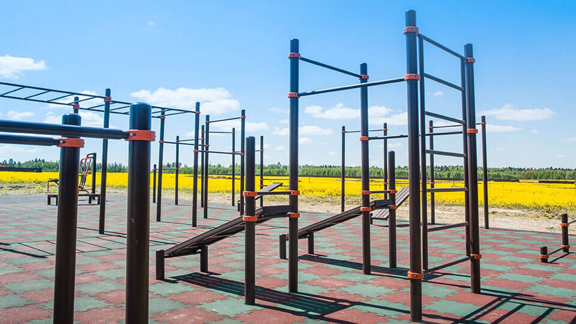 Спортивная площадка