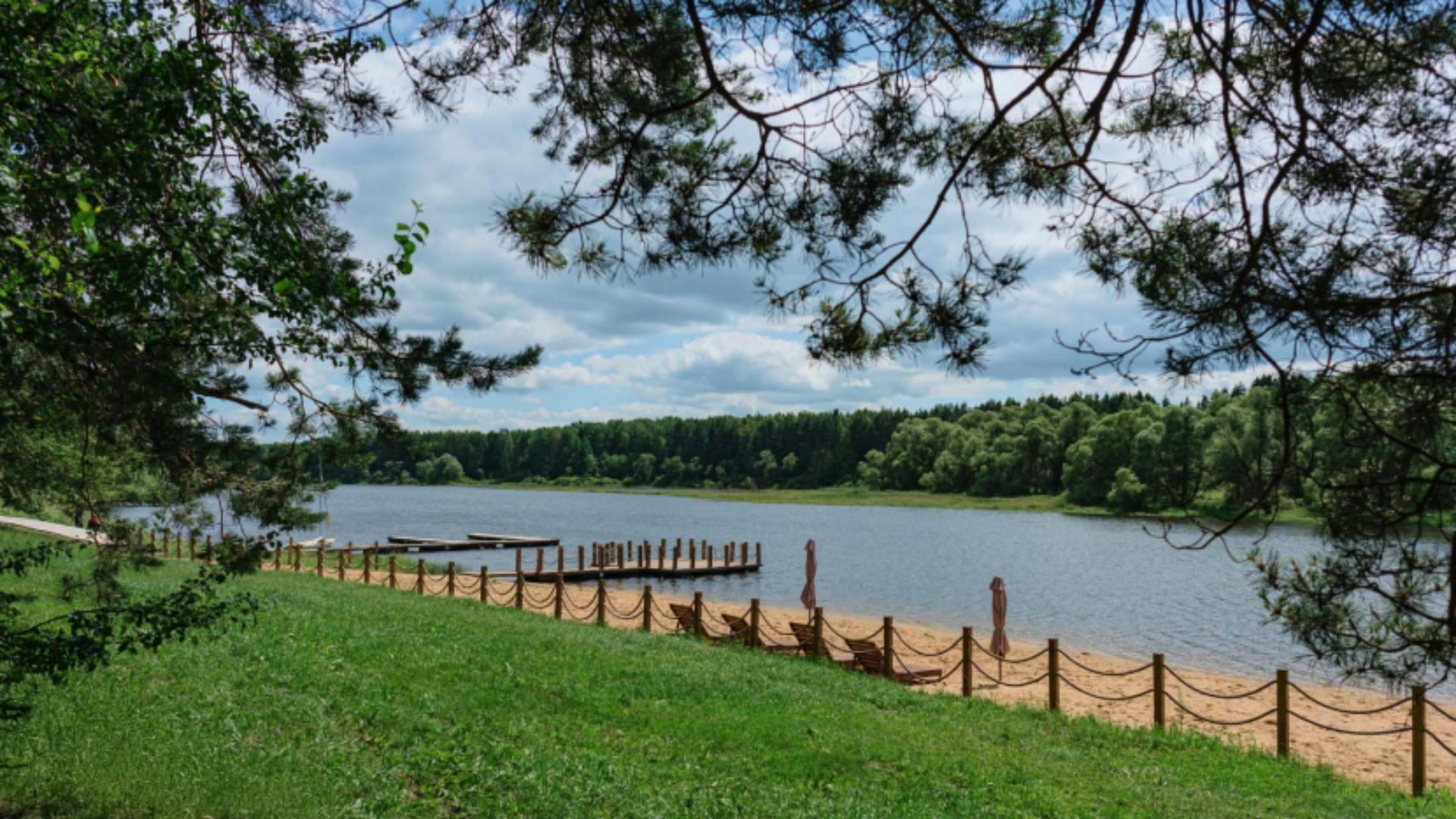 Набережная в коттеджном поселке на первой линии