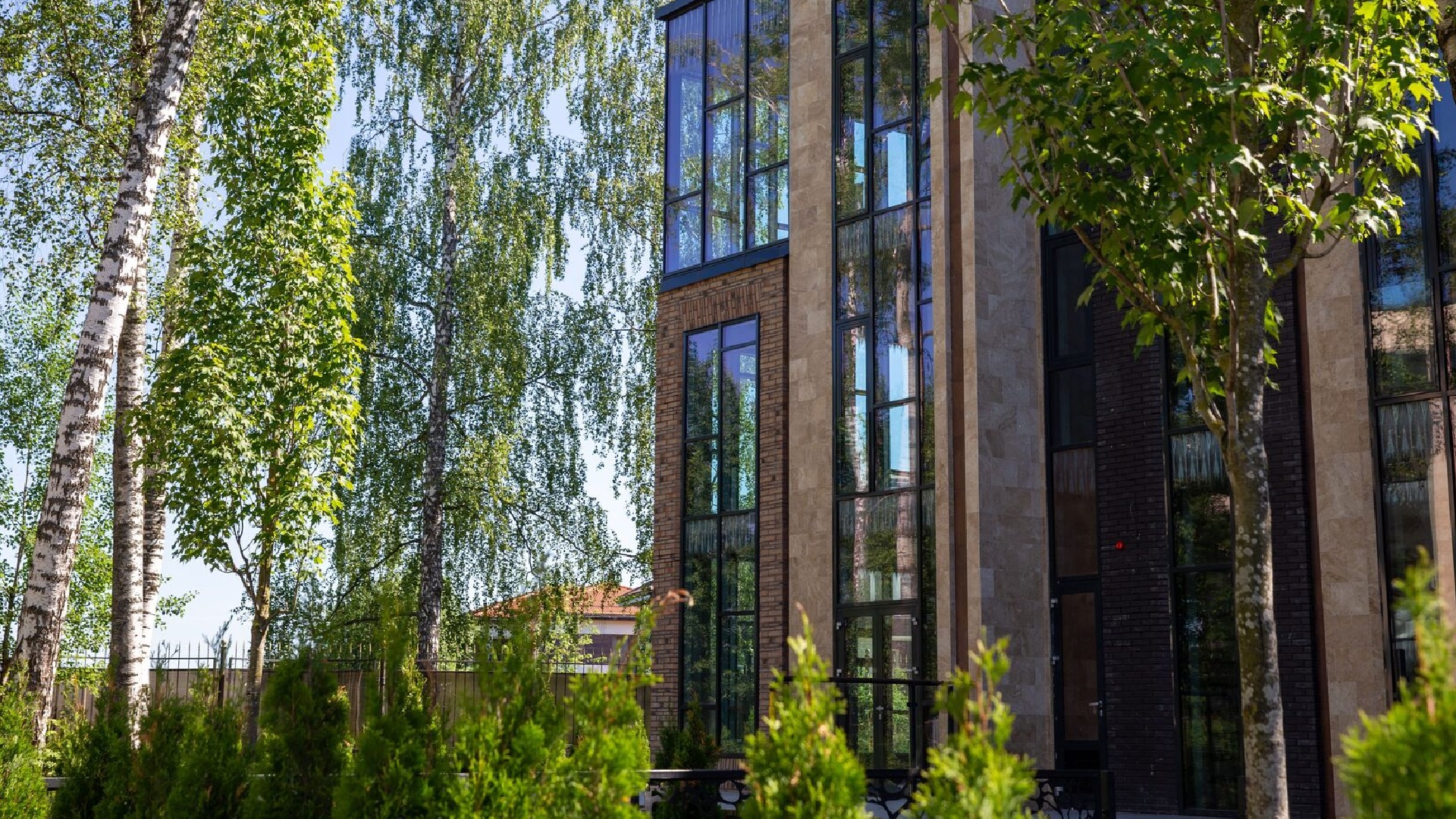 Таунхаусы в коттеджном поселке