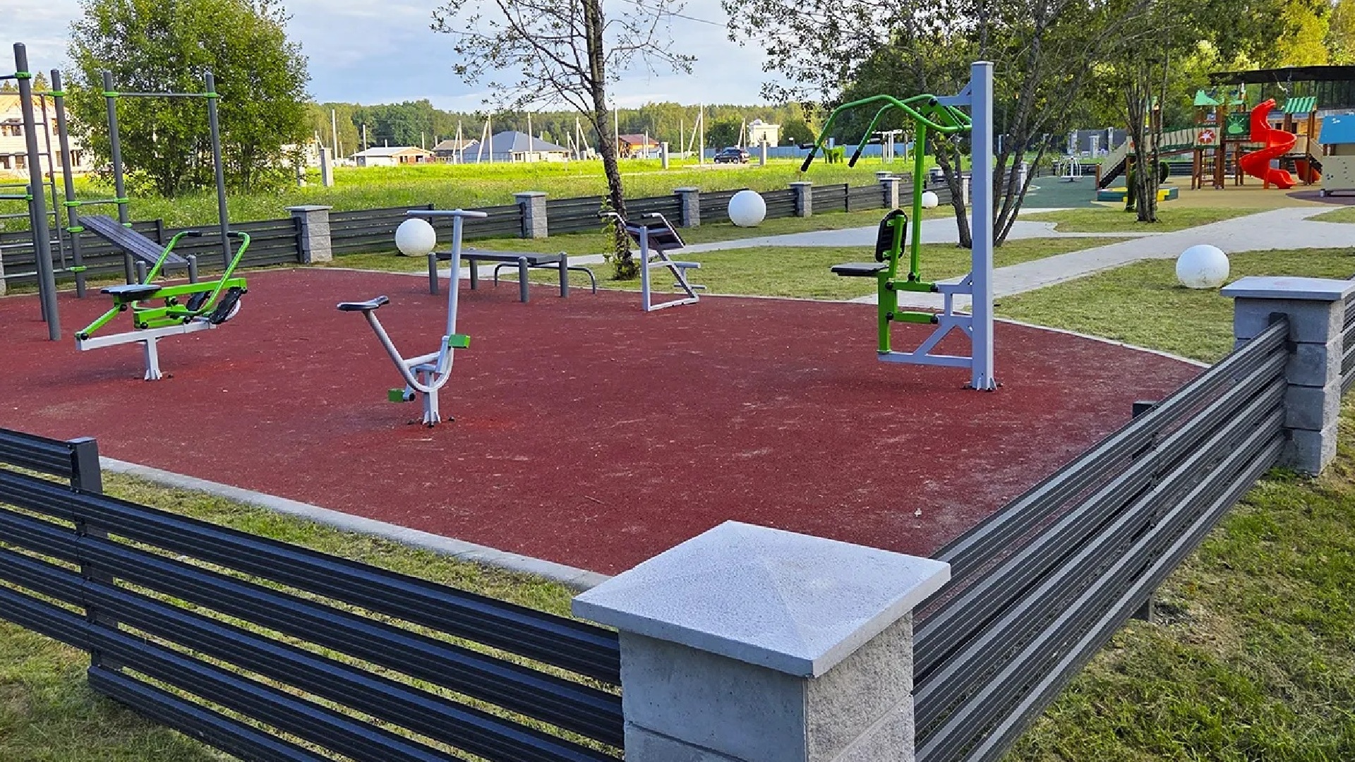 Спортивная площадка