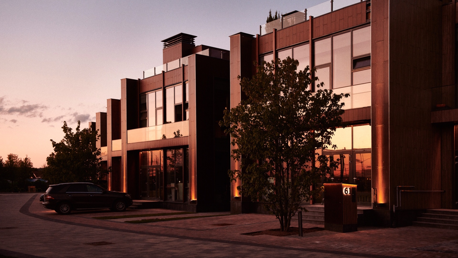 Таунхаусы на закате