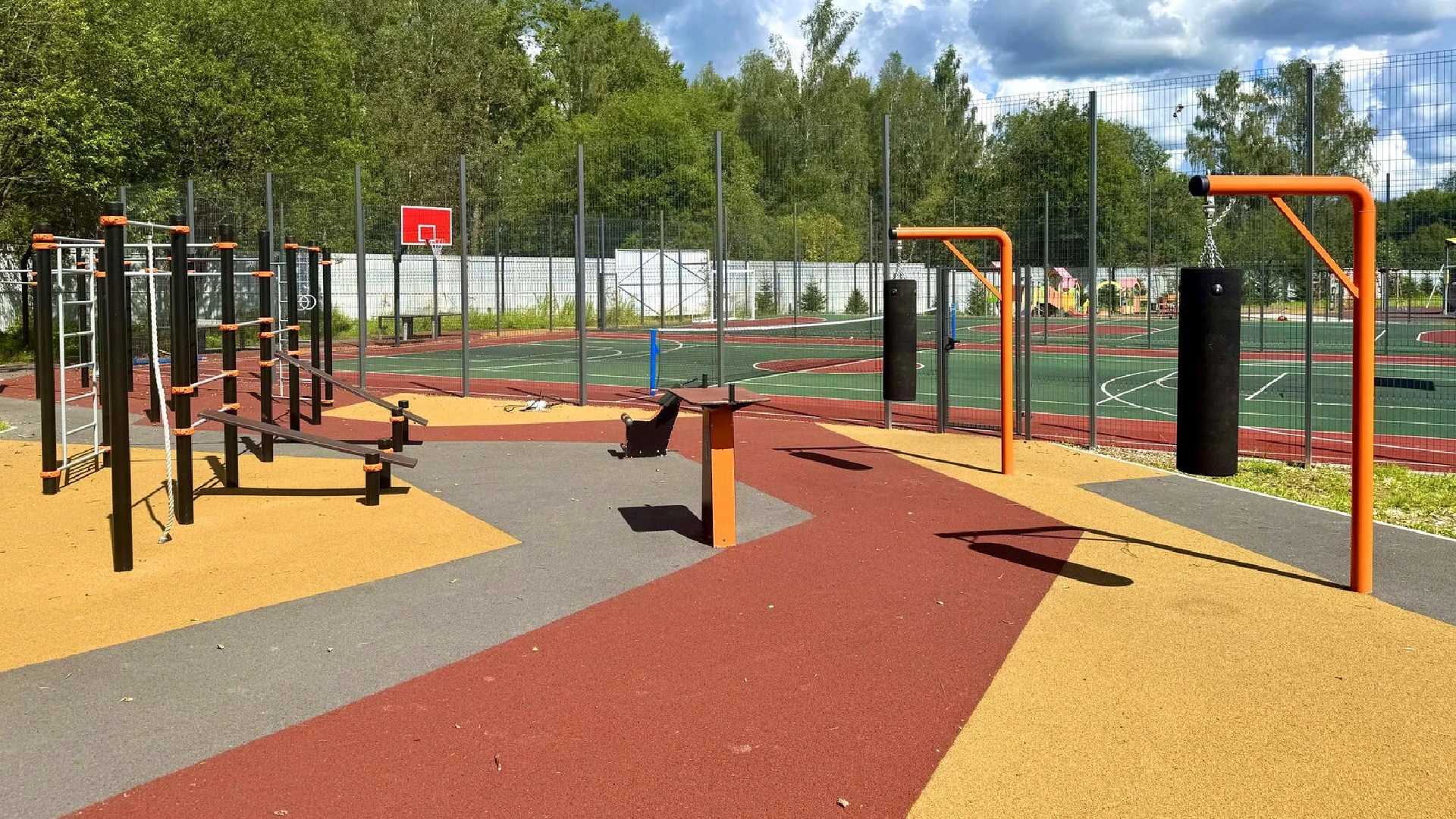 Воркаут площадка