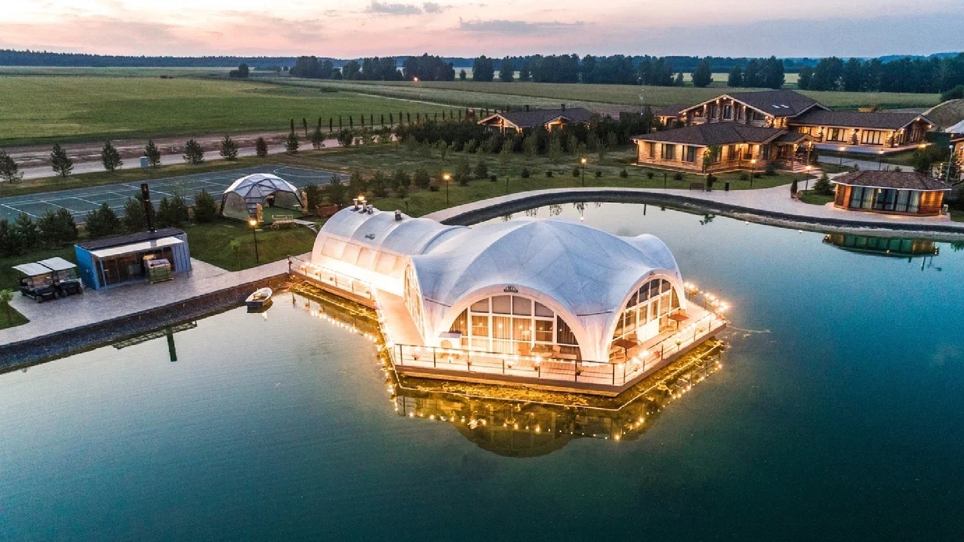 Загородный клуб