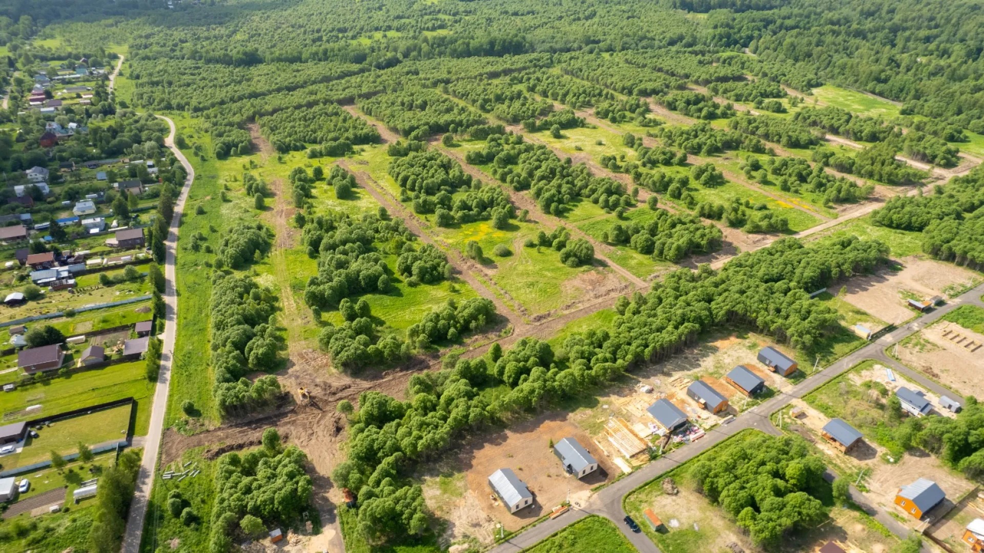 Вид сверху на поселок