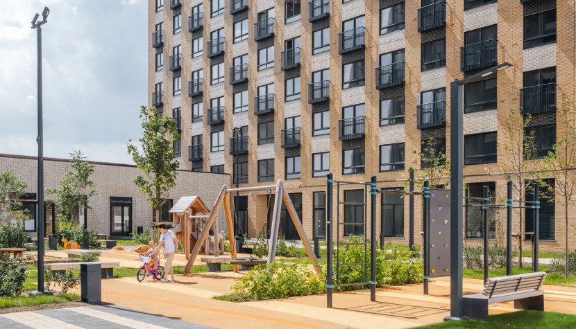 Вид на ЖК Руставели 14