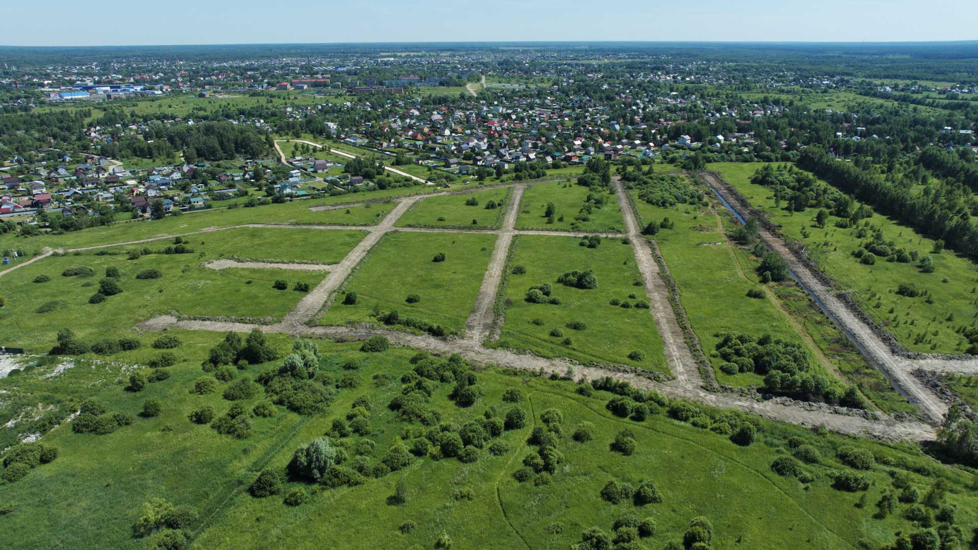 Территория коттеджного поселка