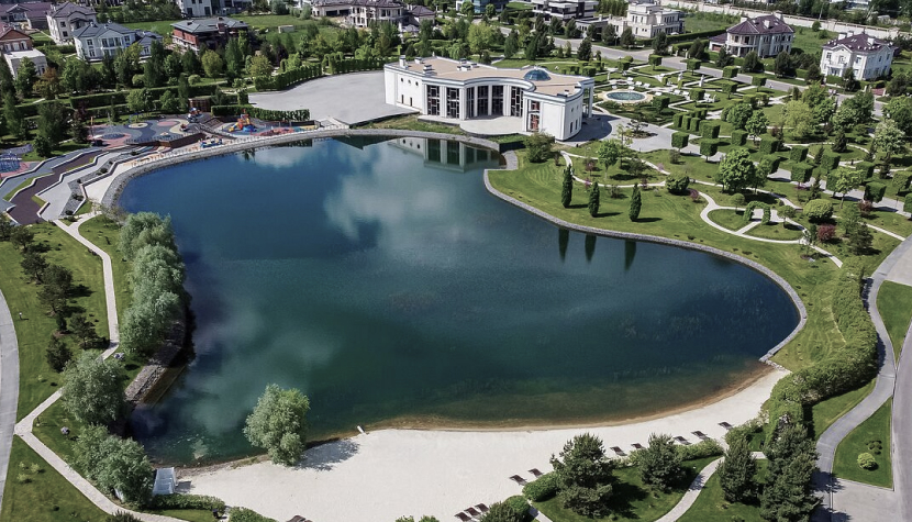 Ренессанс Парк