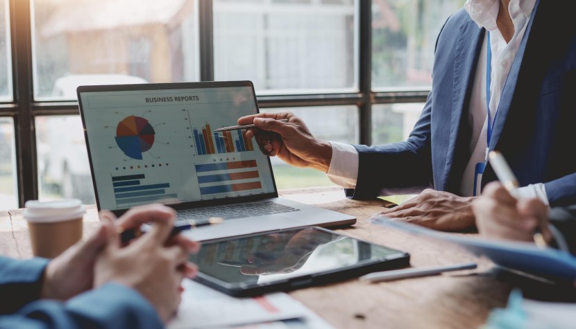 Стоит ли покупать квартиру в 2025: аналитика рынка недвижимости на графиках