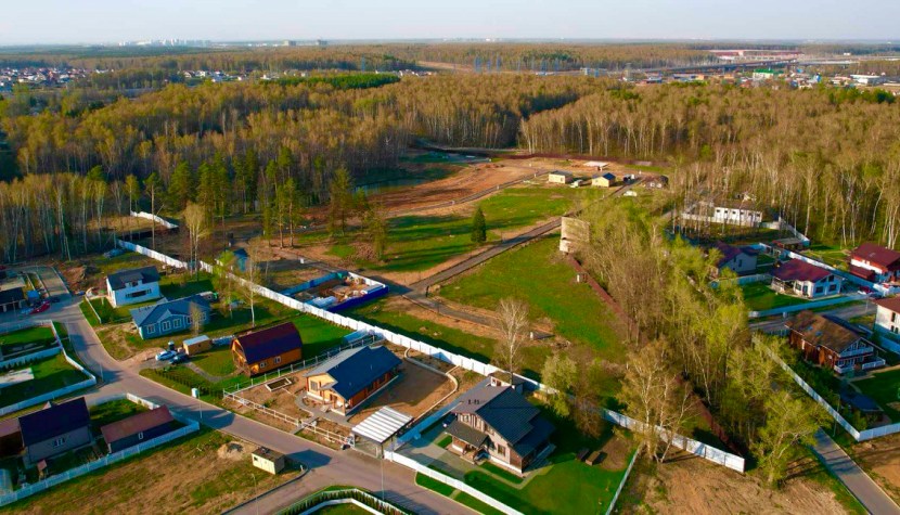 Красное озеро коттеджный поселок