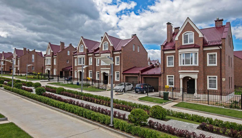 Британика Коттеджный поселок Британика