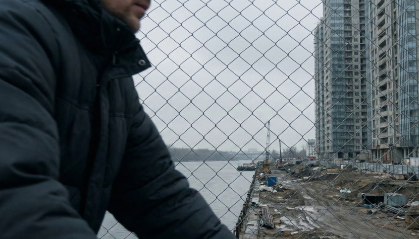 Забор у реки