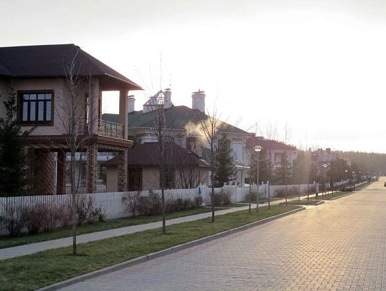 Участок №1867877 в посёлке «Резиденции Бенилюкс»